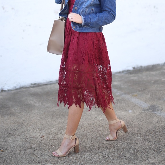 Maroon lace midi dress - Picture 4 of 4
